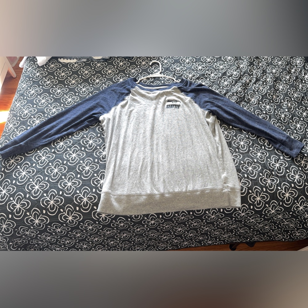 Nike Gray and Navy Long Sleeve Shirt